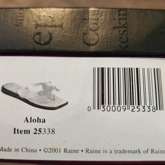 Brave Warrior and Aloha, Just the right shoe figiures - Picture 6 of 6